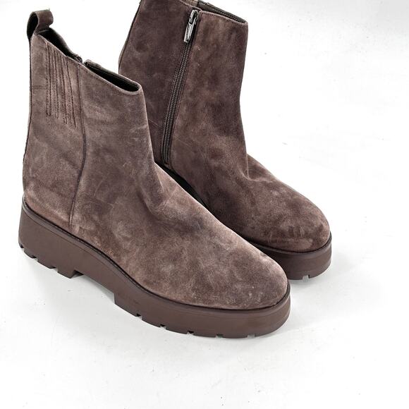 Vince Camuto Neframes Boots 9 Gray Suede NWOT Lug Combat Moto Chelsea Booties - Picture 5 of 7